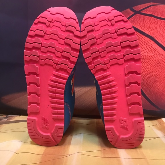 Colorful New Balance Size 6.5 - Picture 5 of 7